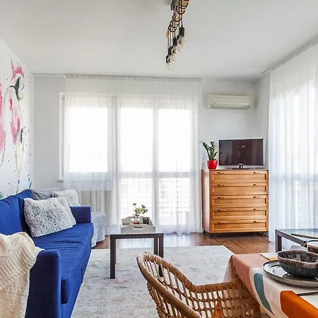 Almere With Free Parking Apartment *