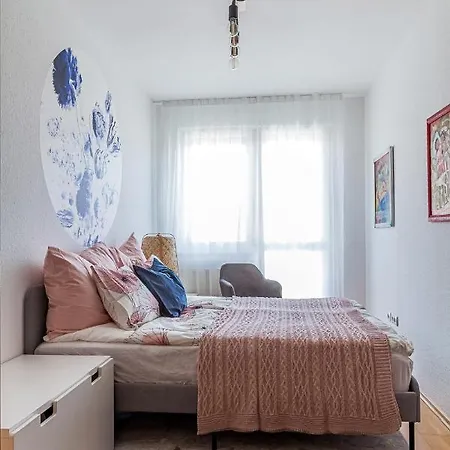 Almere With Free Parking Apartment